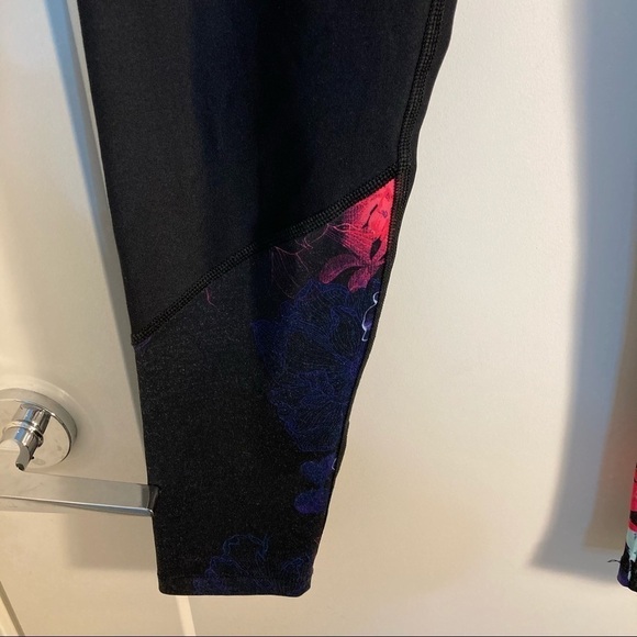 LAYER 8 Sz 6  Floral Design Qwick Dry Technology Leggings Tights - Picture 3 of 7